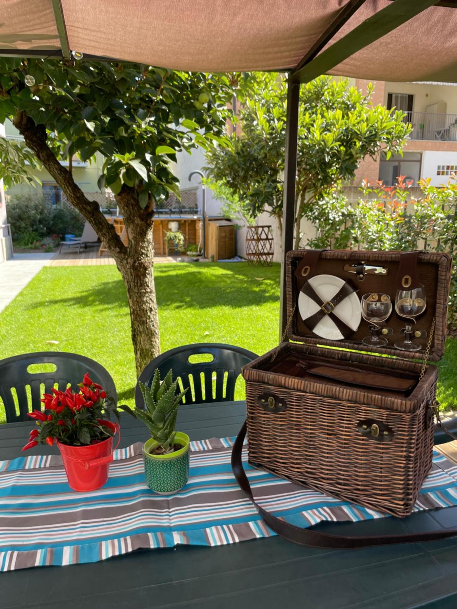 Villa Casa Piero, Relax E Piscina Privata Tra Le Colline Delle Langhe Alba  Esterno foto